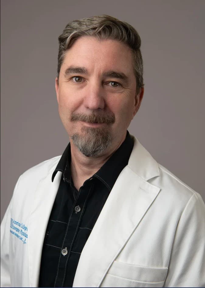 Portrait of Eduardo LaCalle, MD, MPH